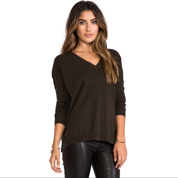 VINCE Cashmere Weekend Deep V Neck Back Sweater - Picture 4 of 8